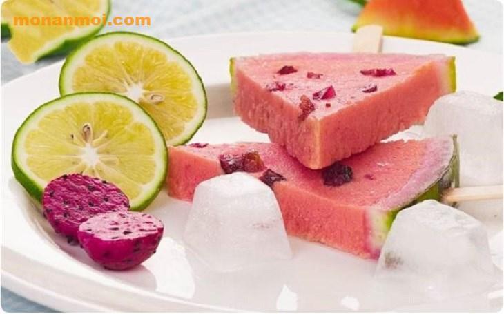 Bước 4 Thành phẩm Cách làm kem que dưa hấu thanh long